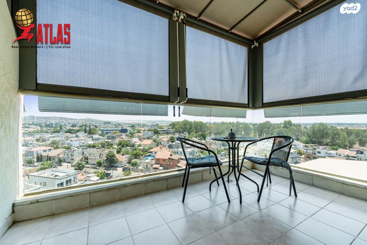 גג/ פנטהאוז, העצמאות 20, ראש העין