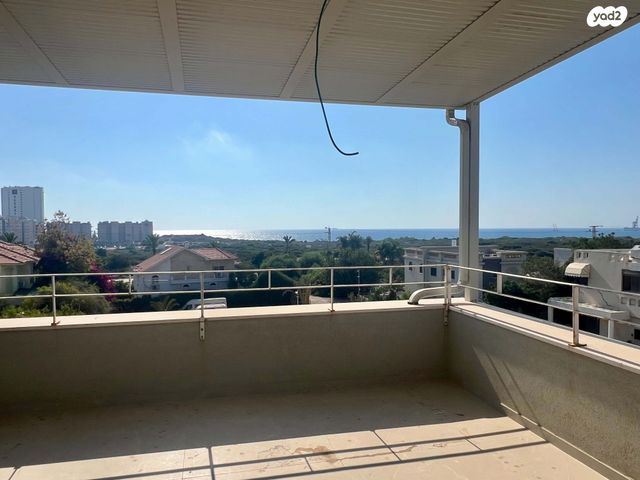 דו משפחתי, השחף, גבעת אולגה, חדרה