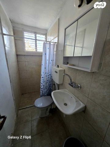 דירה, אח"י דקר, נווה שרת, תל אביב יפו