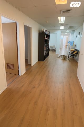 משרדים, לח"י, בני ברק