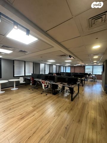 משרדים, מוזס יהודה ונח, נחלת יצחק, תל אביב יפו