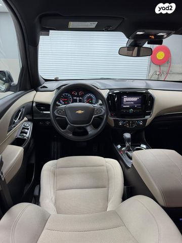 שברולט טראוורס