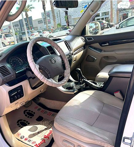 מודעת רכב טויוטה לנד קרוזר