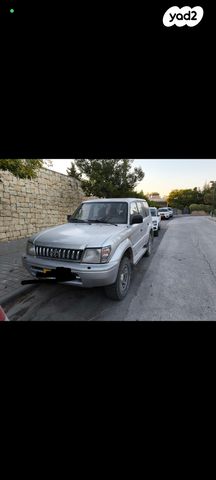 טויוטה לנד קרוזר