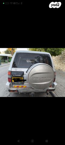 טויוטה לנד קרוזר