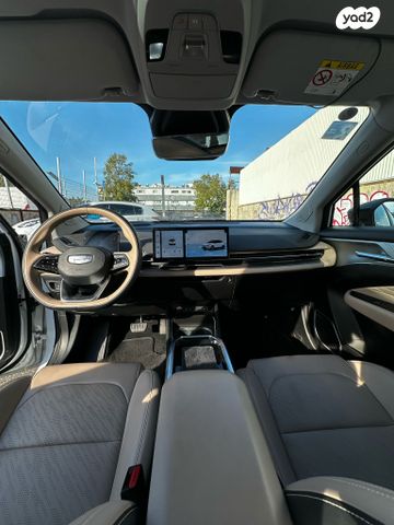 ג׳ילי Geometry C