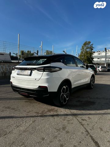 ג׳ילי Geometry C