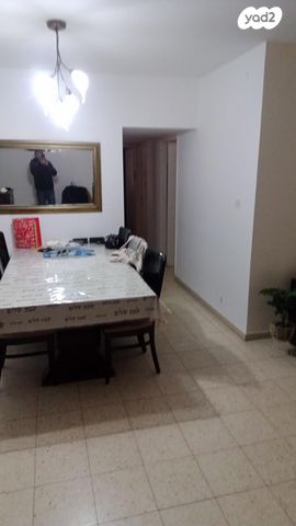 דירה, שדרות בן אב"י 46, נוף הטיילת, נתניה