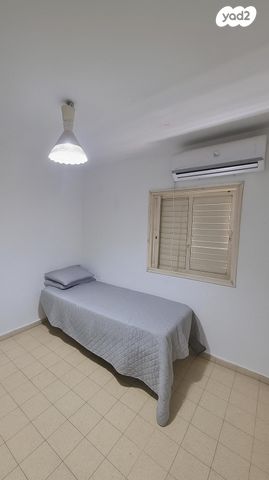 דירה, שדרות בר אילן 37, דרום מערב ותיק, בת ים