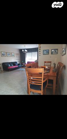 דירת גן, שלמה 23, פסגת זאב, ירושלים