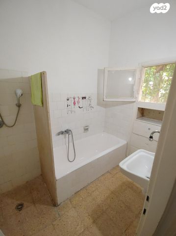 דירה, דרור 42, רמב"ם, ראשון לציון