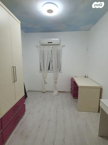 דירה, קיבוץ גלויות 18, רסקו ב', חולון