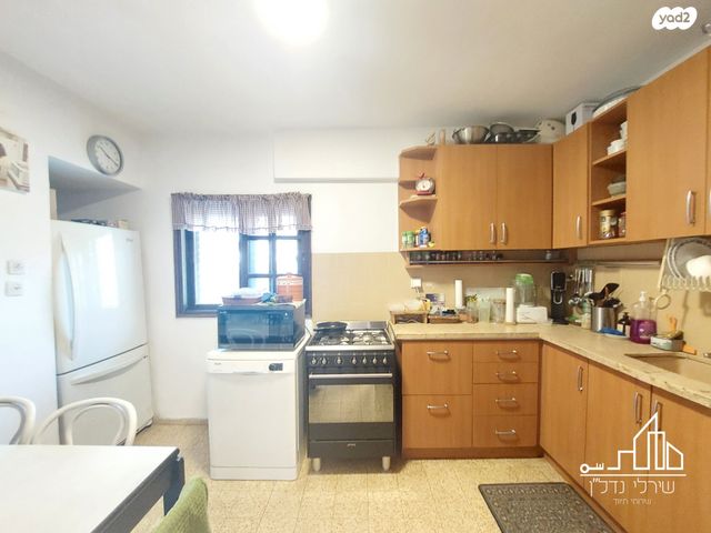 בית פרטי/ קוטג', העצמאות, נאות הדרים, גן יבנה