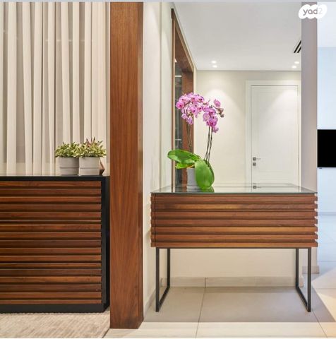 גג/ פנטהאוז, נווה גן, פתח תקווה