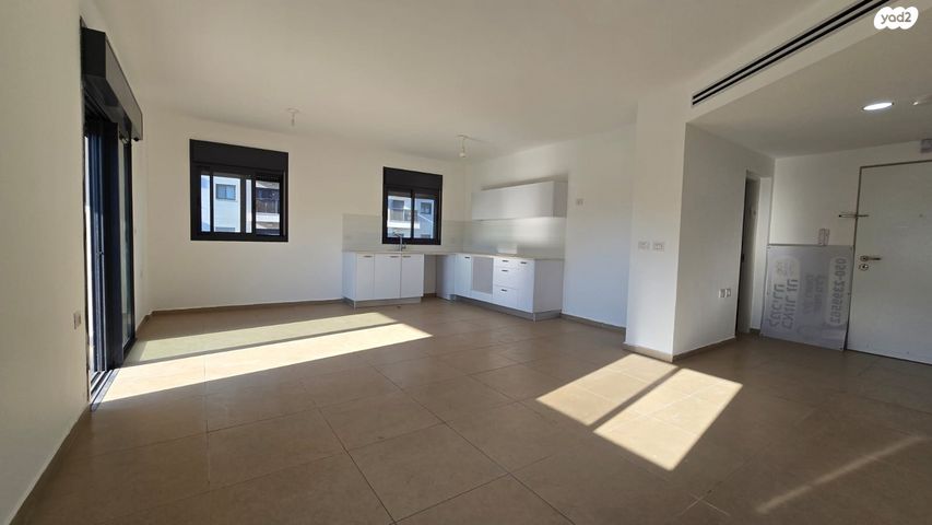 דירה, גדרה הצעירה, גדרה