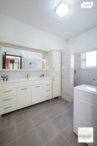 בית פרטי/ קוטג', הזית, פרדס חנה כרכור