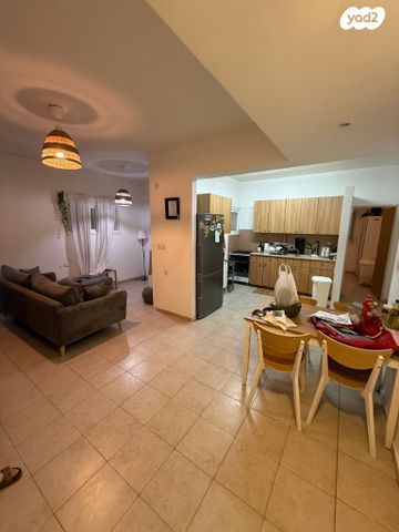 עמנואל הרומי 18