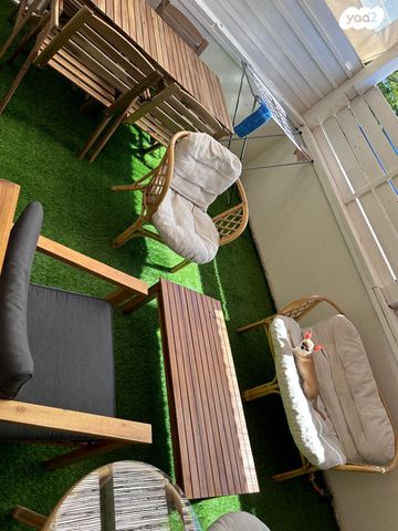 דירת גן, אריה קרמר, נאות שמיר, רמלה