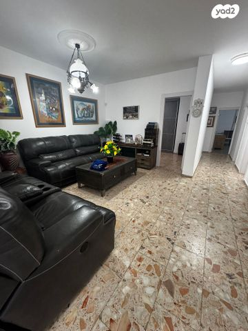 דופלקס, הנדיב, נווה אלון, עכו