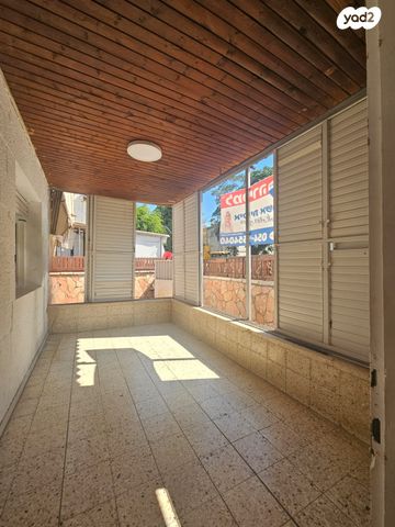 דירת גן, אהרון בן יוסף, שפרינצק, רמלה