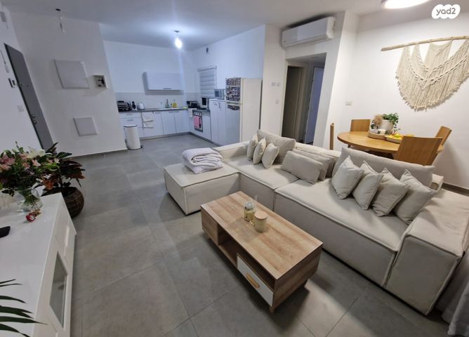 דירה, עיר היין, אשקלון