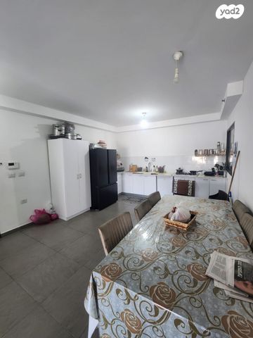 דירה, משה לוי 9, נאות שמיר, רמלה