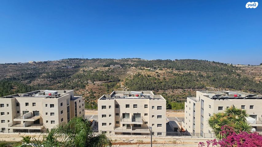 גג/ פנטהאוז, רפאל דה לה פרגולה, גילה, ירושלים