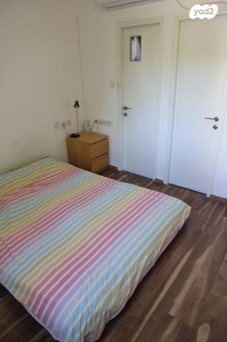 דירה, כפר סבא