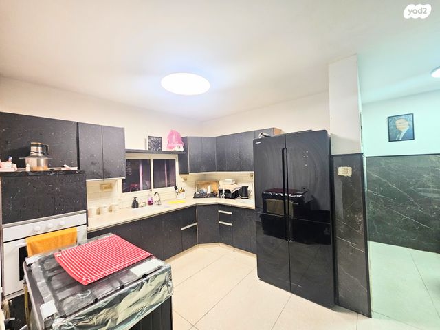 דירת גן, קרית מנחם בגין, נתיבות