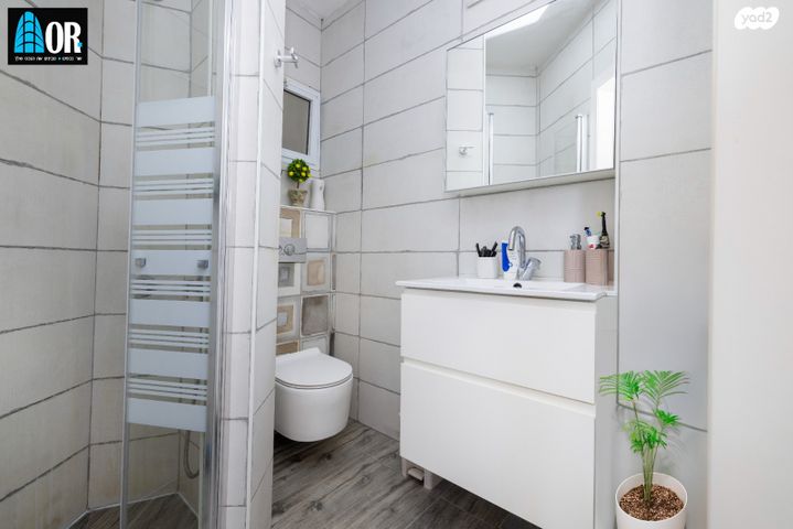 דירה, מירון אברמסון, קרית דוד, רחובות