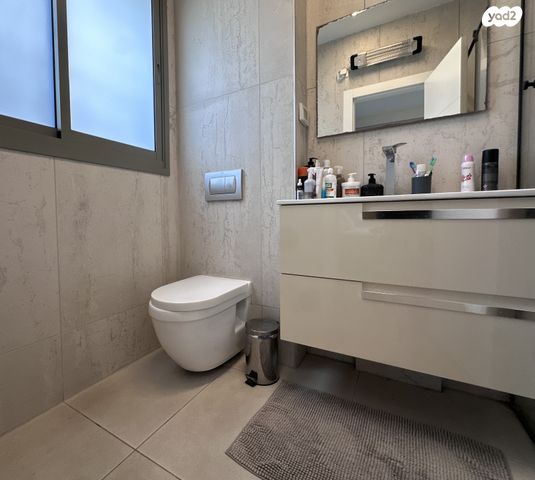 דירת גן, נווה זמר, רעננה