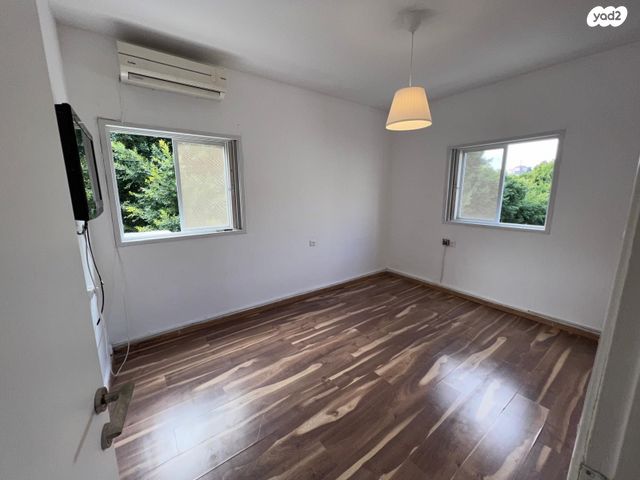 דירה, כפר סבא