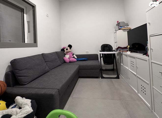 דירת גן, נווה זמר, רעננה