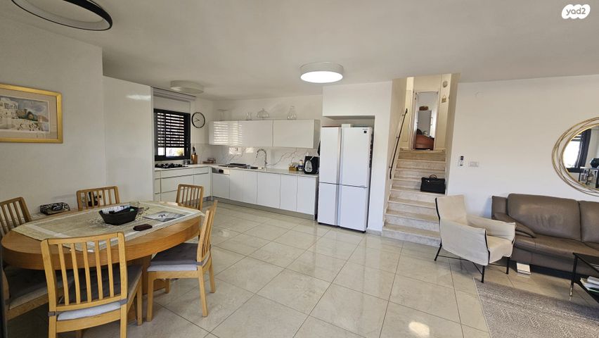 גג/ פנטהאוז, רפאל דה לה פרגולה, גילה, ירושלים