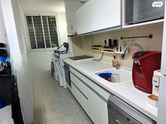 דירה, גבעת התחמושת, קרית שרת מערב, חולון