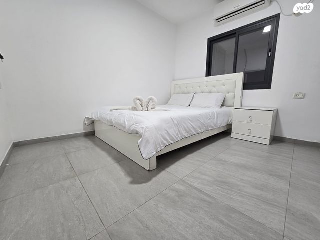 דירת גן, השעורה, שיכון ב, טבריה