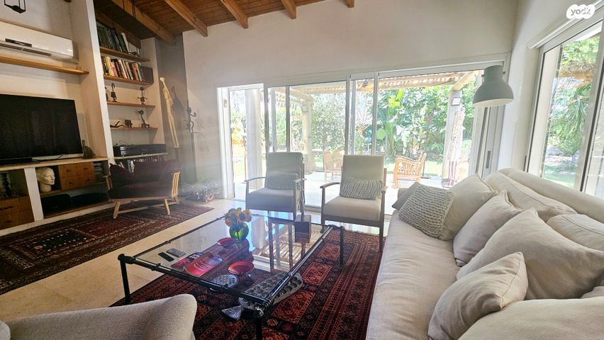 בית פרטי/ קוטג', נווה רום, רמת השרון