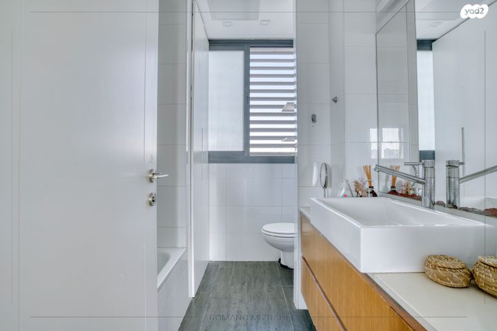 דירה, דוד רמז 11, גבעת הרמבם, גבעתיים