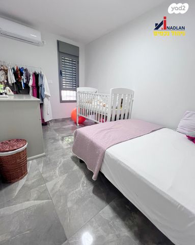 דירה, עליזה יאנסן, קנדי, אור עקיבא