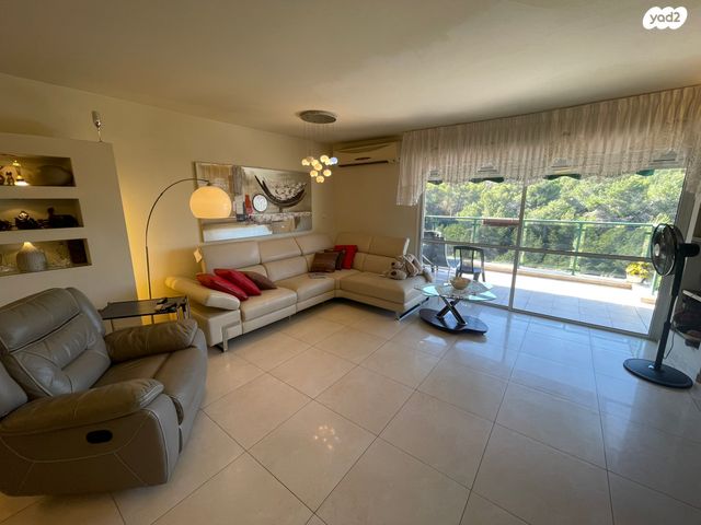 דירה, צבעוני 11, ורדיה, חיפה