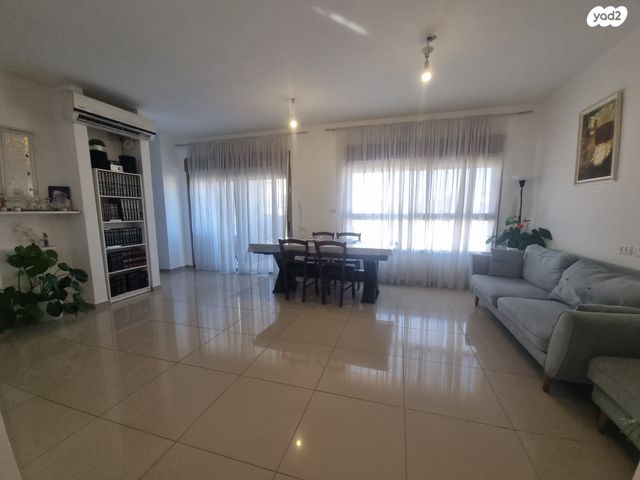 דירה, שוהם, אבני חן, חריש