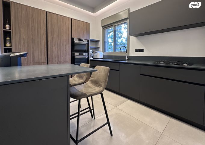 דירת גן, נווה זמר, רעננה