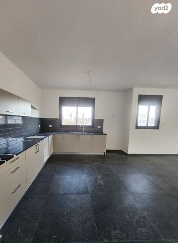 דירה, קרית ויצמן, רעננה