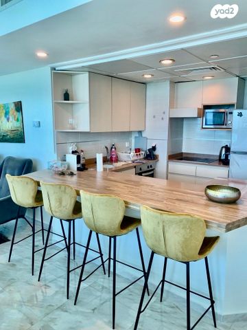 דירה, נוף הטיילת, נתניה