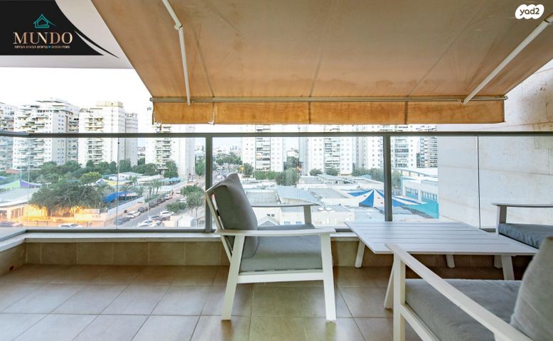 דירה, שדרות האלונים, פארק המושבה, באר יעקב