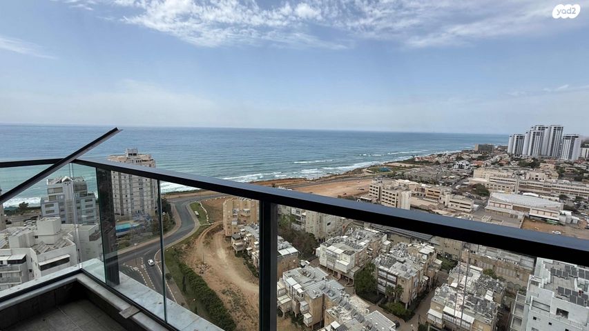 דירה, הרב הרצוג 8, צפון מערב מרכז העיר, נתניה