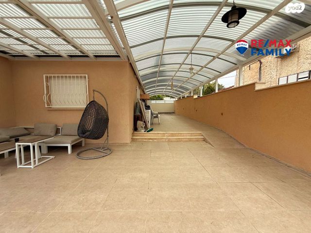 בית פרטי/ קוטג', ירמיהו 15, קרית אתא