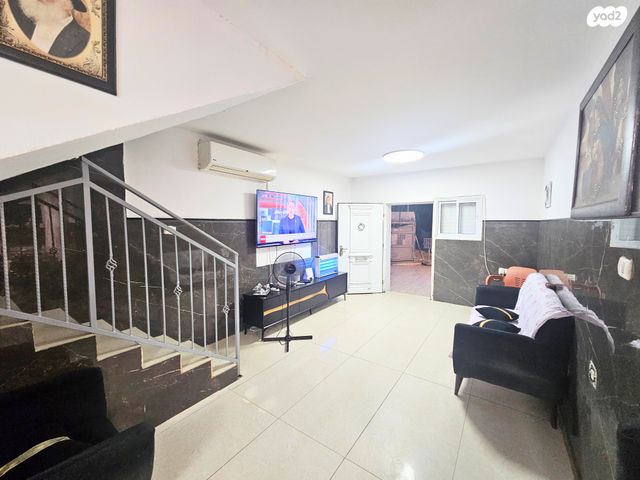 דירת גן, קרית מנחם בגין, נתיבות