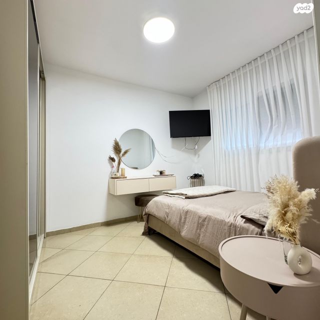 דירה, בן אהרון 5, קרית מלאכי