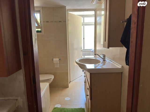 דירת גן, בורוכוב 57, קרית היובל, ירושלים